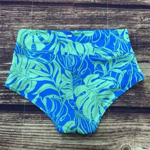 PINK Active Gym To Swim Women’s Bikini Bottom Sz M Stretch Multicolor Tropical thumbnail 2
