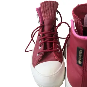 Converse Chuck Taylor All Star RED LUGG Gore-Tex Leather 5.5 WomensD thumbnail 7