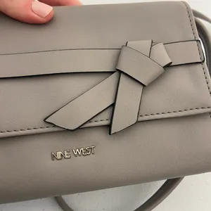 NWOT Nine West light gray buckle strap crossbody accordion magnetic purse‎ bag thumbnail 3