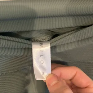 Anthropologie Wilo Base Ribbed Leggings in Green thumbnail 3