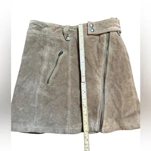 BLANKNYC Run For It Brown‎ Suede Mini Skirt Sz 28 thumbnail 6