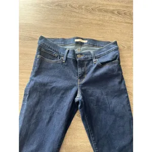 Levi’s 711 Skinny Jeans Womens 28 Dark Wash Mid Rise Stretch Denim Indigo Blue thumbnail 6