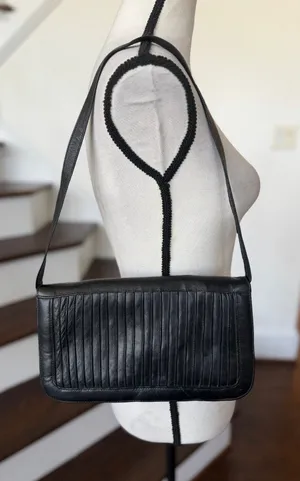Vintage Minimalist 90s Black Leather Pleated Baguette Shoulder Bag 11x6 thumbnail 1