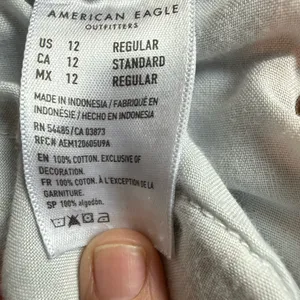 American Eagle Outfitters Baggy Jeans size 12 Light Blue Relaxed Jeans thumbnail 4