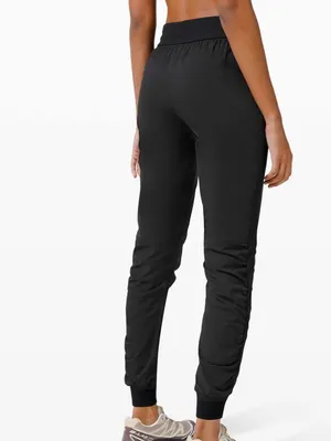 Lululemon Beyond the Studio Jogger
Black thumbnail 8