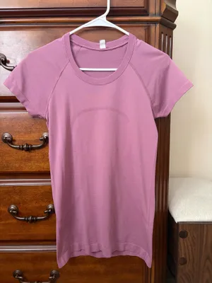 Lululemon Purple Swiftly Short Sleeve thumbnail 1