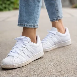 Adidas Superstar Triple White Sneakers Women’s 6.5 Leather Shell Toe thumbnail 1