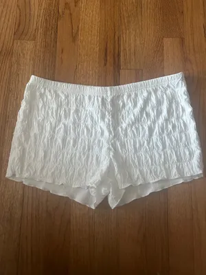 SheIn White Smocked Ruffle Hem Lounge Shorts NEW thumbnail 2