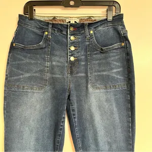 Frye and Co Women's High Rise Raw Hem Button Fly Boot Cut Jeans Size 10‎ thumbnail 3