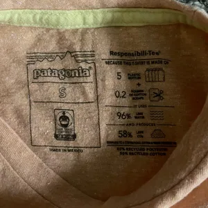 Patagonia Peach Palm Protest Vote Surf Activism Short Sleeve Shirt S thumbnail 3