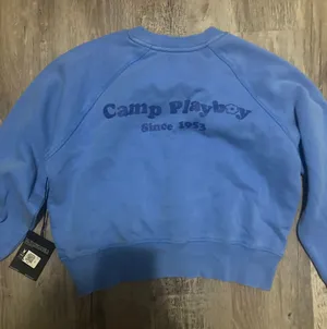 PacSun Playboy Christmas Cropped Sweatshirt thumbnail 2