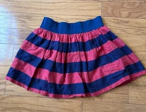 Like new Abercrombie & Fitch Ladies Skirt size XS thumbnail 1