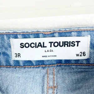 SOCIAL TOURIST Blue Ultra High Rise Baggy Hearts Patches Wide Leg Jeans 26 Boho thumbnail 3