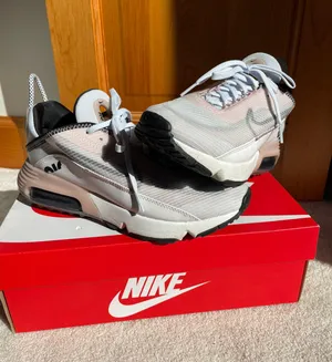 Nike Air Max 2090 thumbnail 1