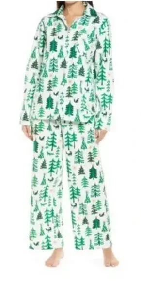 Nordstrom Green Evergreen Tree Patterned Fleece Pajama Set Size 1X NWT‎ thumbnail 1