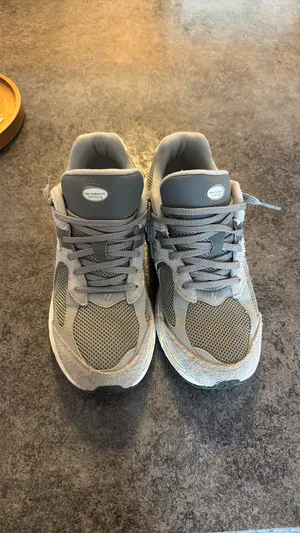 New Balance Shoes thumbnail 3