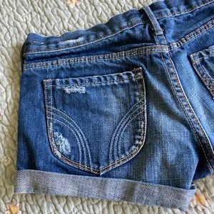 Hollister denim shorts size 0 thumbnail 7