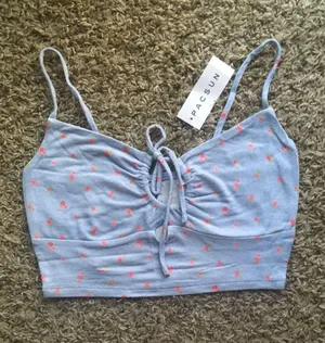 PacSun NWT  Crop Top thumbnail 4