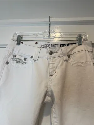 Miss Me White Flared Jeans - Women's Wide Leg Denim size 28. thumbnail 2