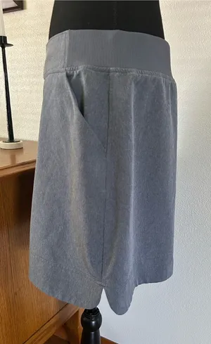 32 Degrees Light Blue Pull On Skirt Size Medium thumbnail 1