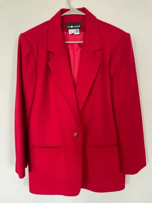 Sag Harbor Women’s Red Jacket Blazer 100% Wool Size 12 Very New No damage thumbnail 1