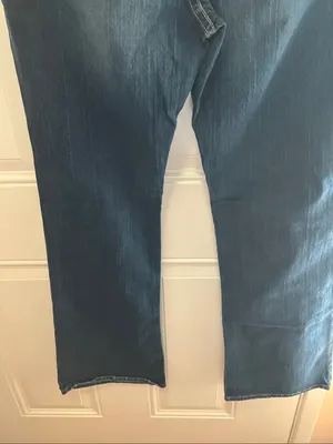 Old Navy Ladies Boot-Cut Jeans - Dark Blue with Light Wash Interior 16 Long thumbnail 11