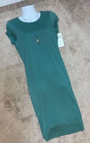 Sea green form fitting dress thumbnail 2