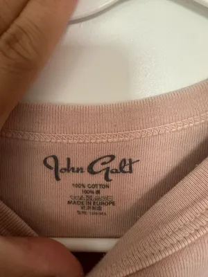 Brandy Melville/John Galt Pink Cropped Baby Tee thumbnail 3
