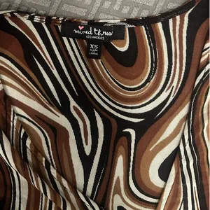 Mixed threads Los Angeles brown and beige swirl patterned top thumbnail 2