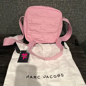 NWT Heaven by Marc Jacobs Padded Box Crossbody Bag Pink thumbnail 6