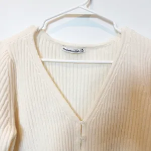 Abercrombie & Fitch Modal Ribbed Knit Cardigan M Ivory Preppy Academia Dainty thumbnail 3