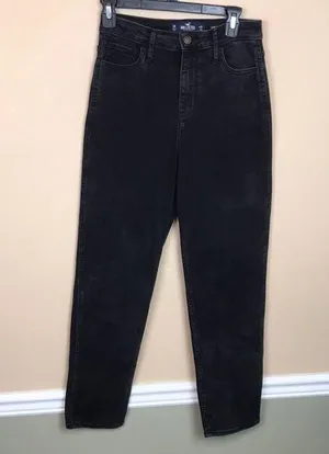 Hollister Women’s Black Denim Ultra High-Rise Mom Jean thumbnail 1