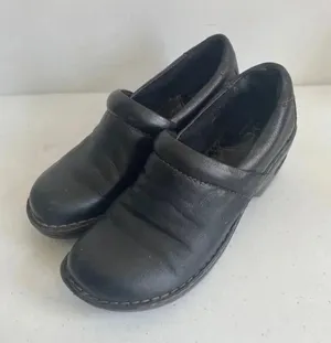 Women's BOC Black Leather Clogs Size 7‎ GUC! thumbnail 1