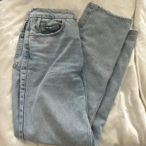 Y2K Good American Zara 90's Relaxed Mom Jeans thumbnail 3