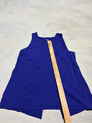 Athleta Women’s Sleeveless workout Tank Top large thumbnail 4