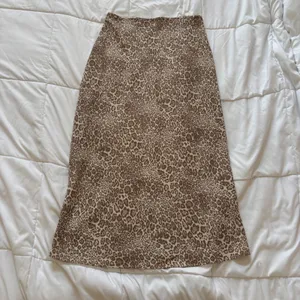 Rachel‎ Zoe Maxi Skirt Womens 8 Leopard Beige Brown Animal Whimsy Quiet Luxury thumbnail 7
