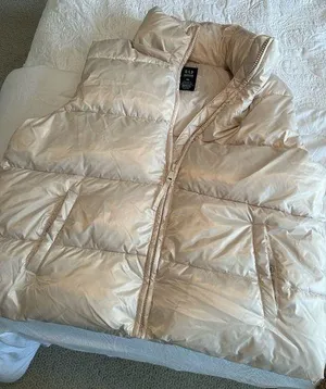 Gap Puffer Vest thumbnail 1