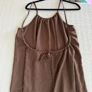 Women's Brown Open Back Thin Strap Dress Size Large #260467 thumbnail 4