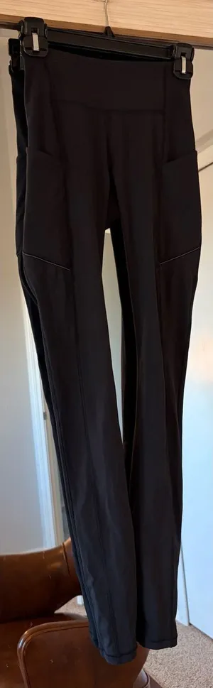 Lululemon Women’s 4 Long Speed Up Tight Full-On Like New 30" Leggings thumbnail 1
