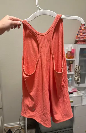 Lululemon Tank Top thumbnail 2