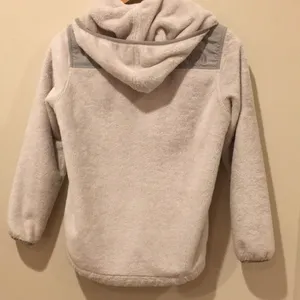 White furry north face fleece jacket thumbnail 3