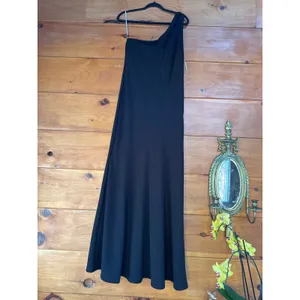 Lulus Mesmerizing Energy Black Cutout One-Shoulder Mermaid Maxi Dress Size M thumbnail 4