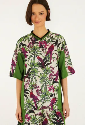 NWT Adidas X Farm Rio farm tee / Dress prm Tropical Parrot Green Pink XL thumbnail 1