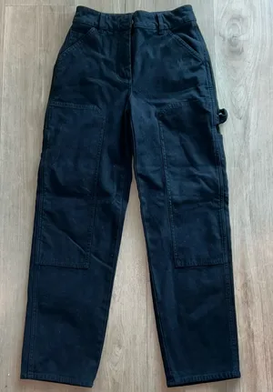 Aritzia Cargo Pants thumbnail 1