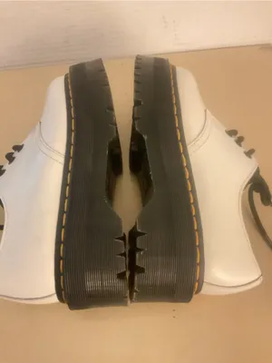 Dr. Martens women White Leather Platform Oxfords smooth shoesUS 6 thumbnail 14