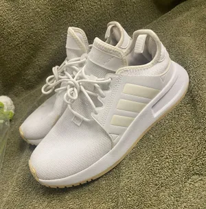 adidas Women’s White Mesh Casual Athletic Sneakers suze 5 thumbnail 1