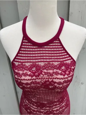 Guess Sleeveless Lace Midi Dress in Wine thumbnail 1