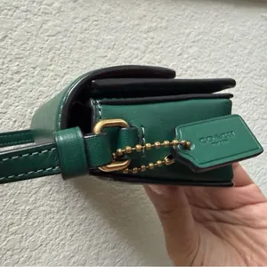 Coach‎ Green Leather Crossbody Bag with Gold Hardware thumbnail 4