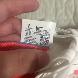 Nike Womens  Vista Lite white size 6 thumbnail 6