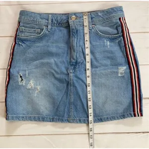 Forever 21 Distressed Ribbon Detail Jean Skirt Size Medium thumbnail 6